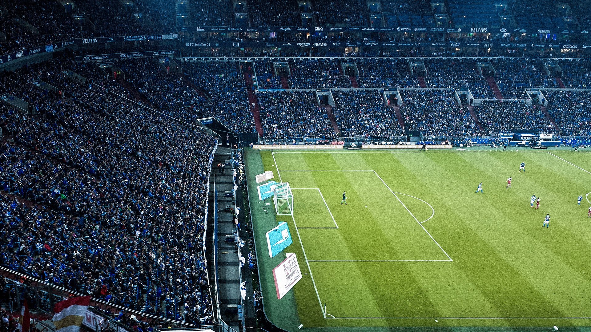 “青少年足球校园比赛覆盖面加大，普及全民体育”，2021年全国青少年校园足球比赛